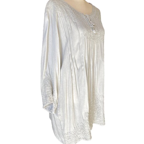 SOLITAIRE Women’s Boho Embroidered Gray Tunic Top Size 2X - Picture 6 of 11